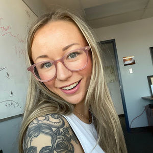 Meet your Posher, Catie